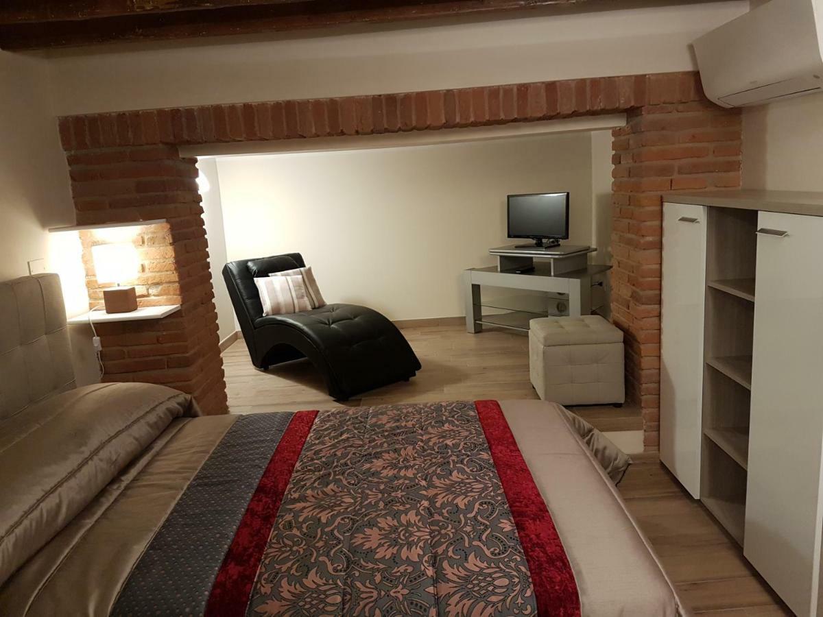 Duomo Luxury Apartment "Palazzo Del Re" Florenz Exterior foto