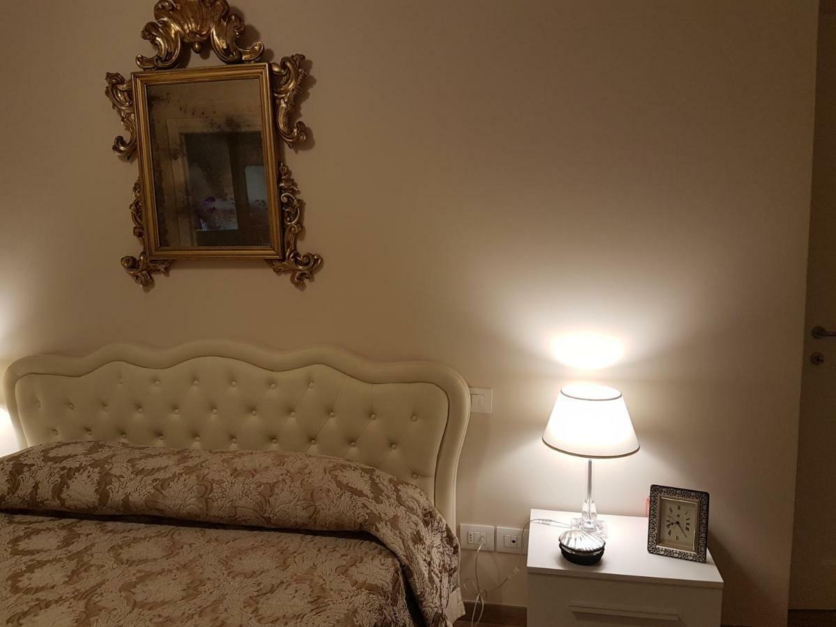 Duomo Luxury Apartment "Palazzo Del Re" Florenz Exterior foto